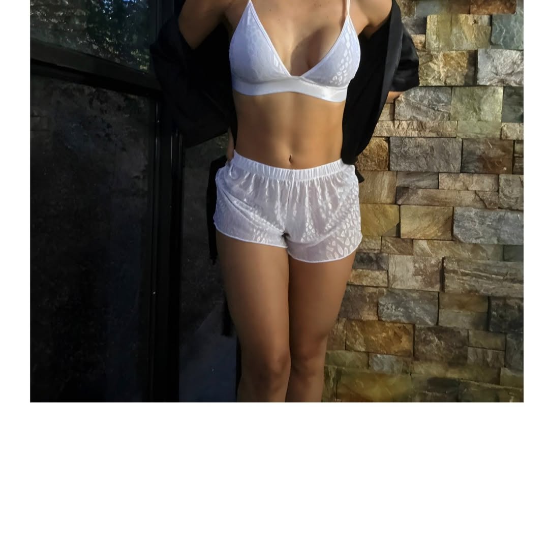 🌙 Pijama Adhara 🤍 | Suavidad que envuelve tus sueños