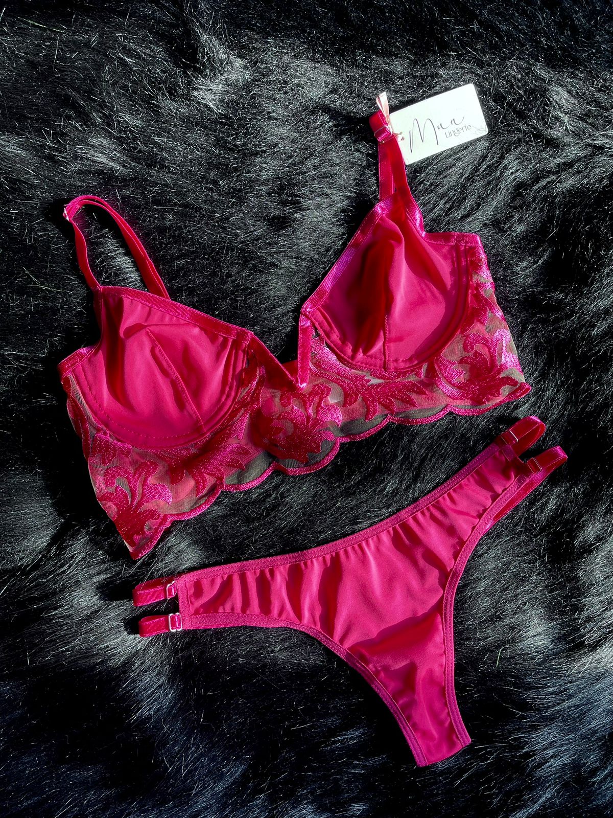 Set Azuba – Escote en V + tonos vibrantes para lucirlo como parte de tu outfit 🔥🩷🩵